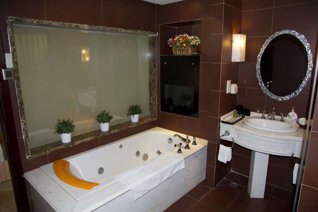 Xiao Xiang Hotel Pekin Zewnętrze zdjęcie